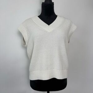 SO Sweater Vest Womens Small Cream Cotton Blend Boxy‎ Layering Classic Knit